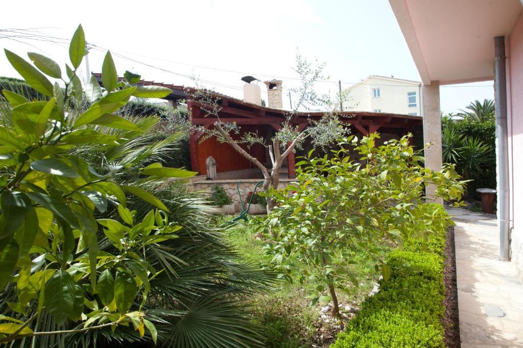 Apartments Cetina สปลิท ภายนอก รูปภาพ